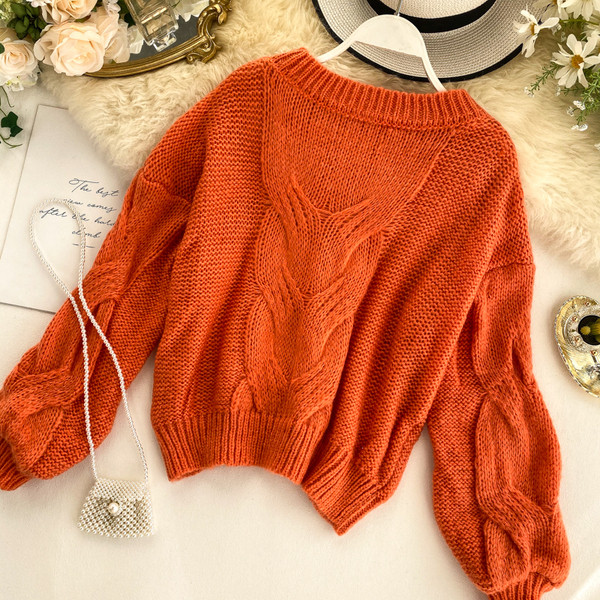 Női alkalmi pulóver ovális nyakkivágással, kék, narancssárga és bézs színben