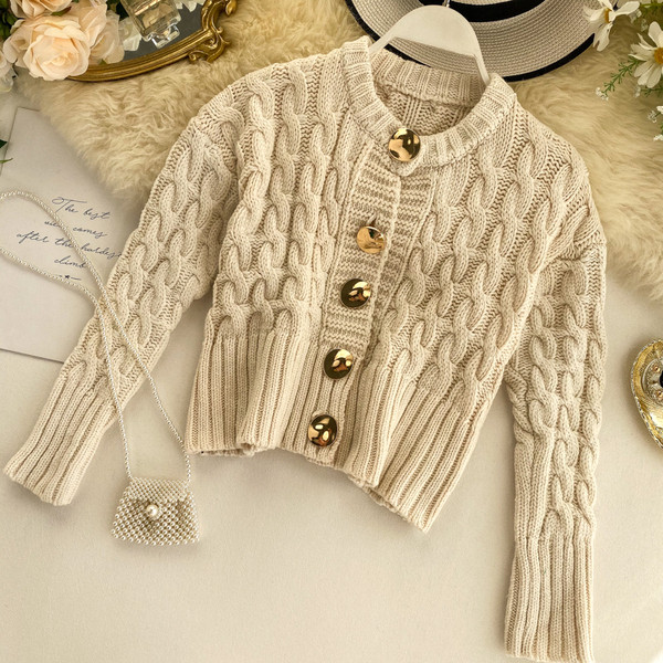 Vesta de dama cu decolteu oval si nasturi in mai multe culori