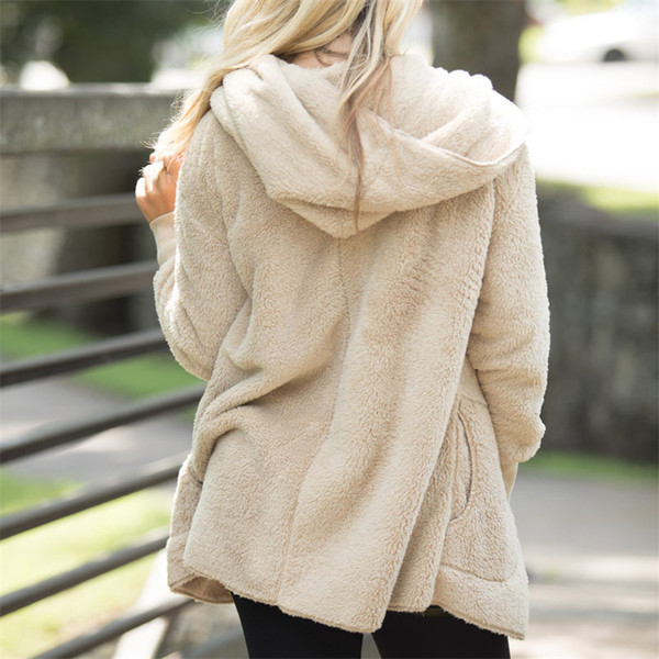 Модерно дамско палто с качулка и джоб в няколко цвята 