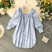 Camasa larga dama model nou cu decolteu patrat in albastru si alb