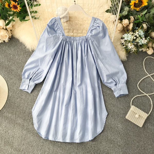 Camasa larga dama model nou cu decolteu patrat in albastru si alb