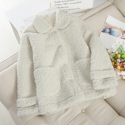 Дамско пухено палто с копчета и джобове в различни цветове