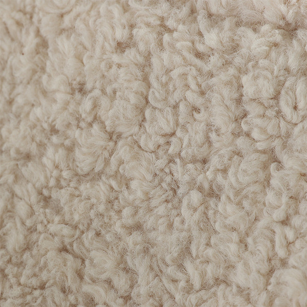 Дамско пухено палто с копчета и джобове в различни цветове