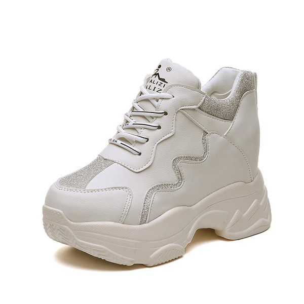 Fényes hatású sport és alkalmi női tornacipő