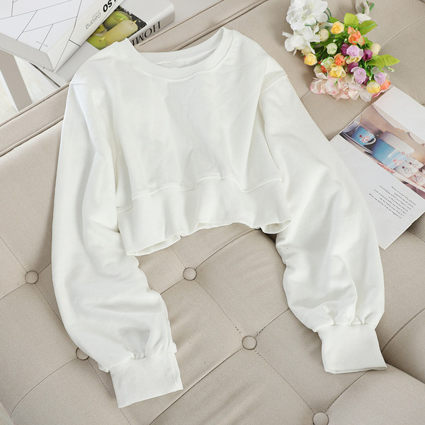 Alkalmi női rövid blúz ovális nyakkivágással, több színben