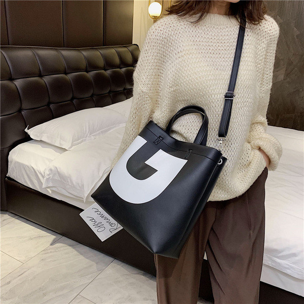 Modern női táska eko bőrből, hosszú és rövid fülekkel