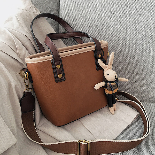 Női táska kiegészítővel több színben