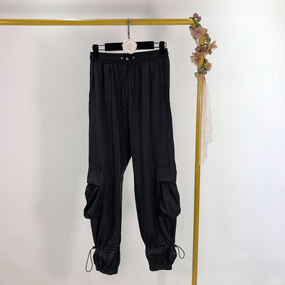 Pantaloni casual cu buzunare laterale si cravate in doua culori
