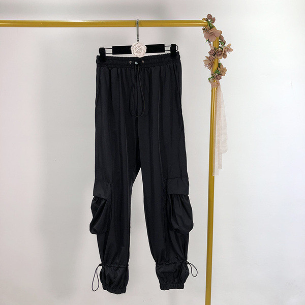 Pantaloni casual cu buzunare laterale si cravate in doua culori