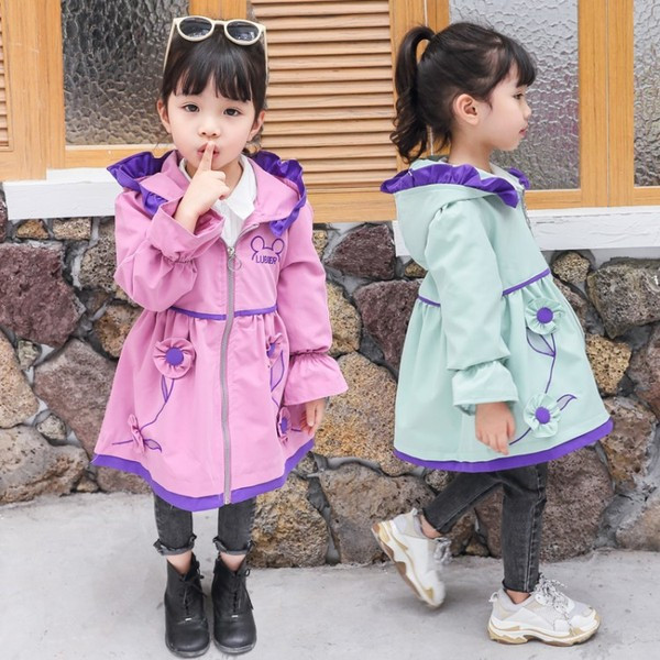Modern gyerekkabát két színben 3D elemmel lányoknak