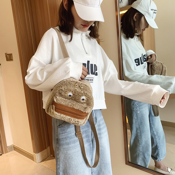 Női hátizsák cipzárral, többféle színben