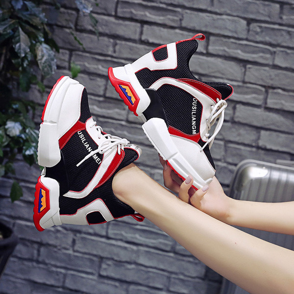 Adidasi sport dama cu talpa inalta si aspra in mai multe culori