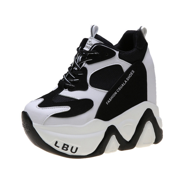 Γυναικεία αθλητικά παπούτσια με ψηλή πλατφόρμα σε διάφορα χρώματα