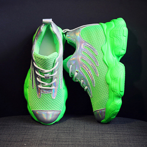 Sportos-alkalmi női tornacipő durva talppal, többféle neon színben