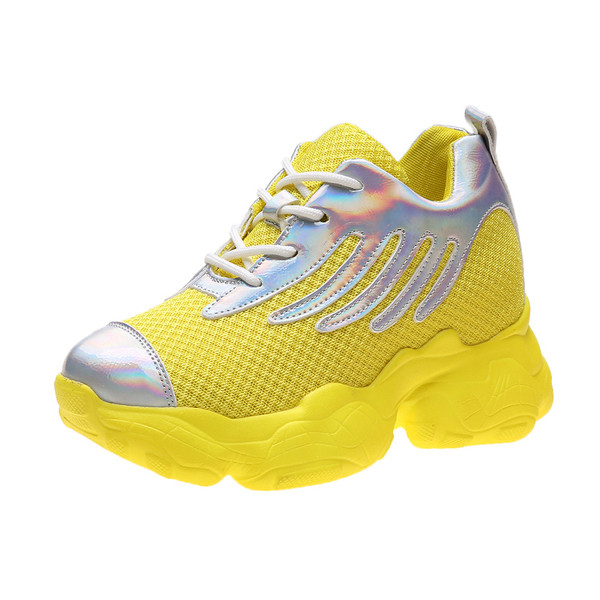 Sportos-alkalmi női tornacipő durva talppal, többféle neon színben