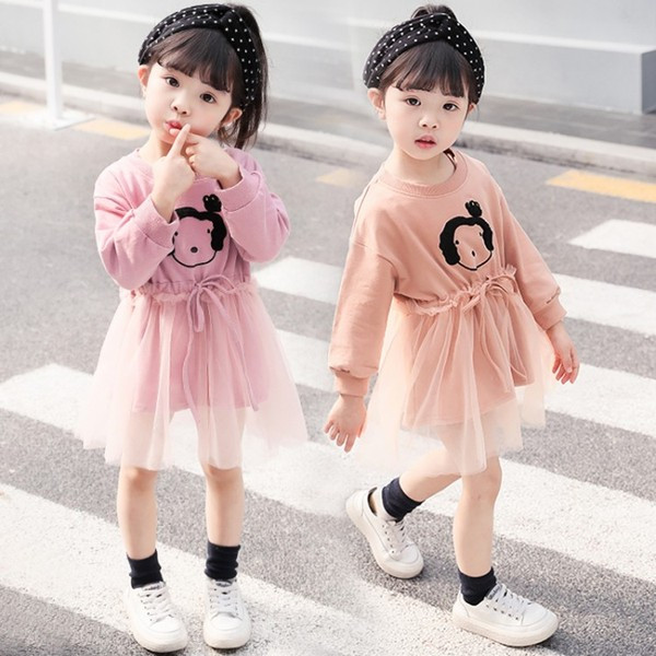 Modern gyerekruha két színben rátéttel és tüllel