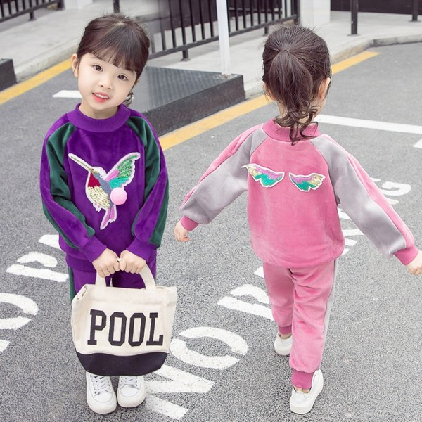 Modern gyerek szett lányoknak két színben 3D elemmel