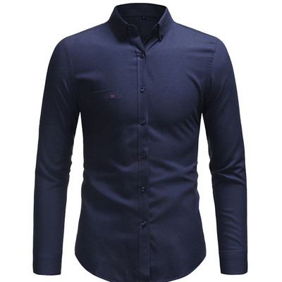 Modern férfi ing klasszikus gallérral és hosszú ujjal