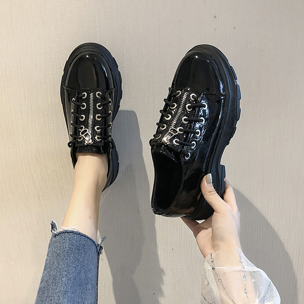 Új modell női alkalmi cipő cipzárral és fűzős fekete színben