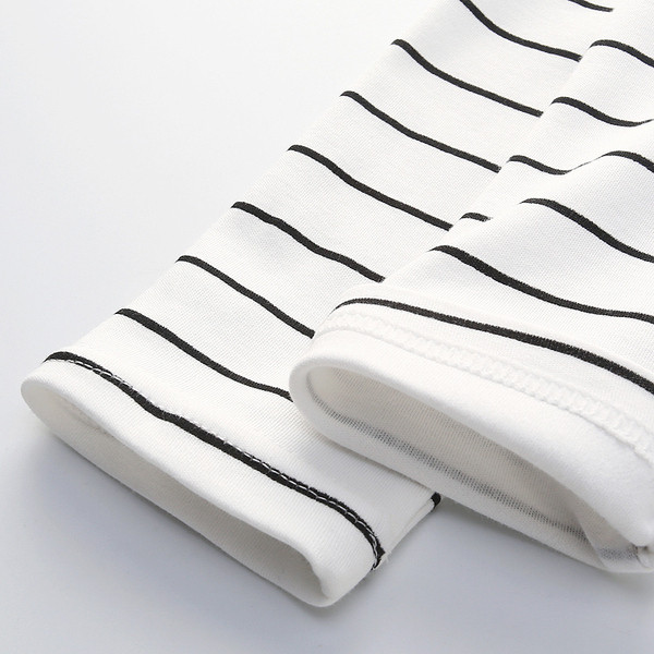 Csíkos gyerek blúz fehér színben, fiúknak felirattal