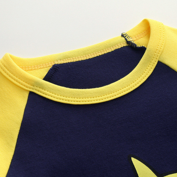 Gyerek blúz fiúknak rátéttel és hosszú ujjal