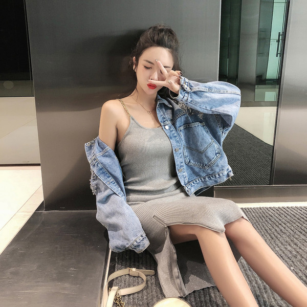 Női széles farmerdzseki kék színben, 3D elemmel