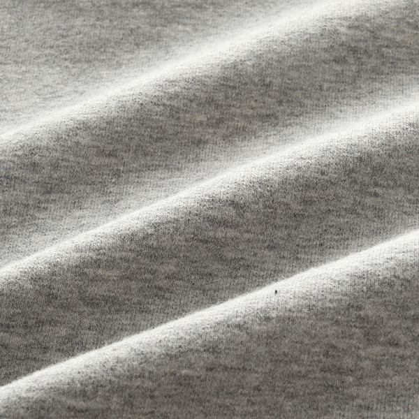 Gyerek blúz fiúknak szürke színben kapucnival és rátéttel