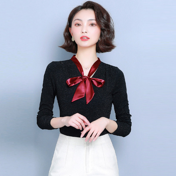 Női blúz két színben V-nyakú és hosszú ujjú