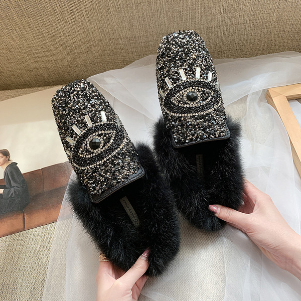 Kövekkel és pehelyszínnel díszített modern női mokaszinok, két színben