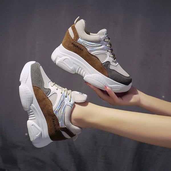 Adidasi moderni de dama cu element din piele intoarsa