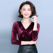 Bluza de dama actuala in doua culori cu pietre si decolteu in V