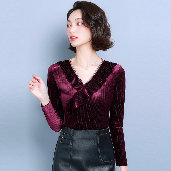 Bluza de dama actuala in doua culori cu pietre si decolteu in V