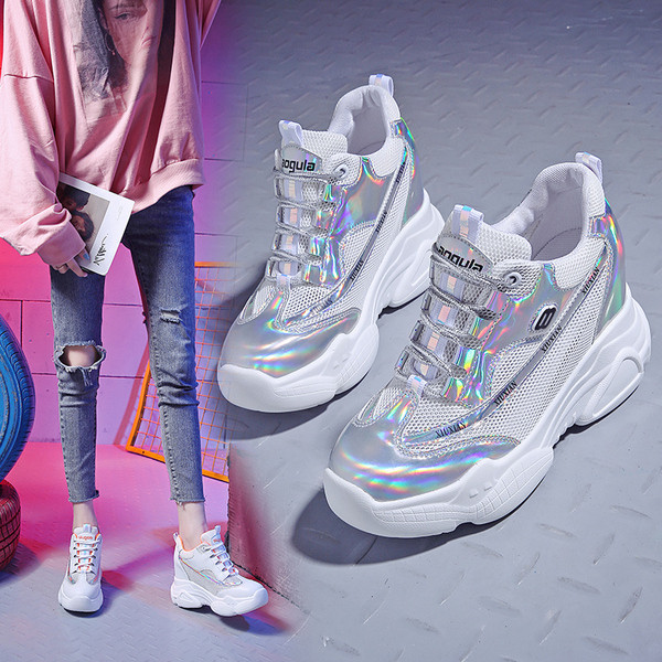 Aktuális női hálós tornacipő három színben