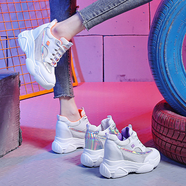 Aktuális női hálós tornacipő három színben