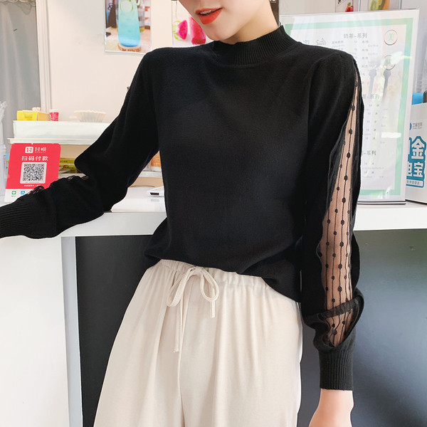 Modern női pulóver, ujján csipkével, többféle színben