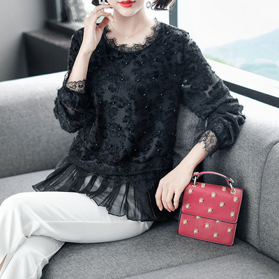 Μοντέρνα γυναικέια μαύρη μπλούζα με πέρλες και O-neck