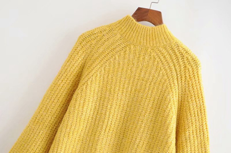 Vastag női pulóver félmagas gallérral, három színben