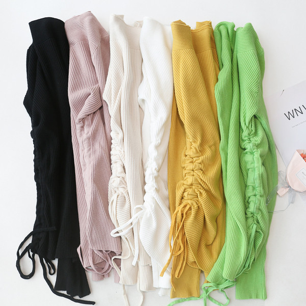 Modern női pulóver kerek nyakkivágással és hosszú ujjal, több színben