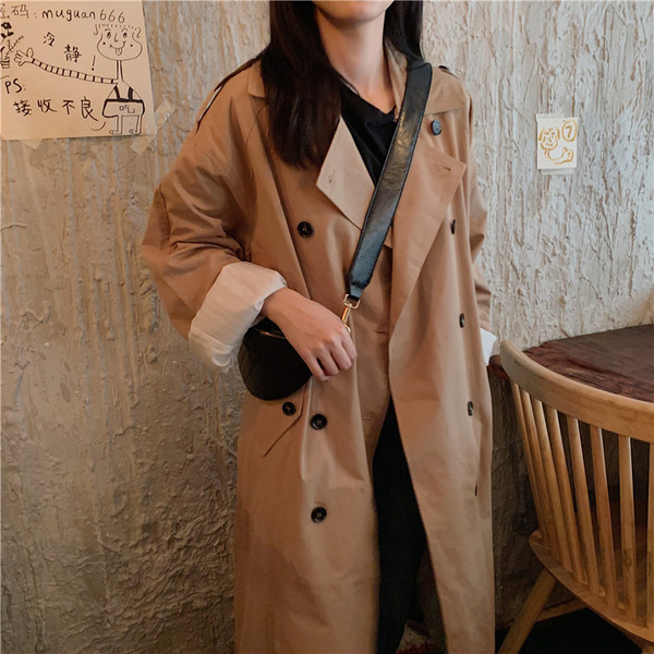 Дамско дълго тънко палто в кафяв цвят 