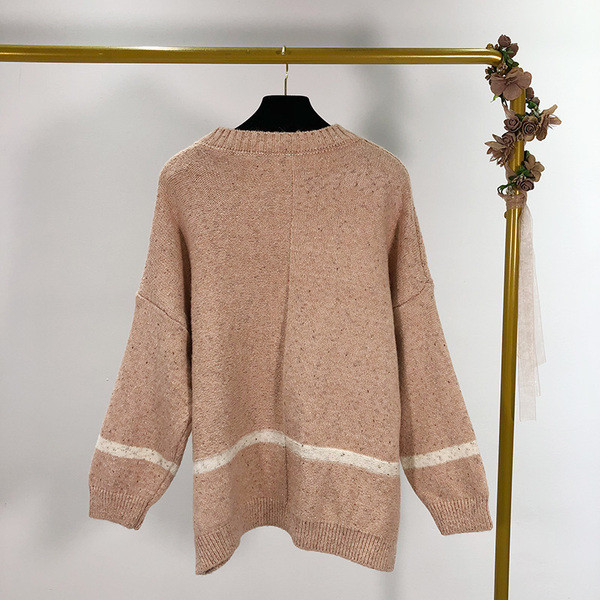 Széles női pulóver zsebbel, két színben