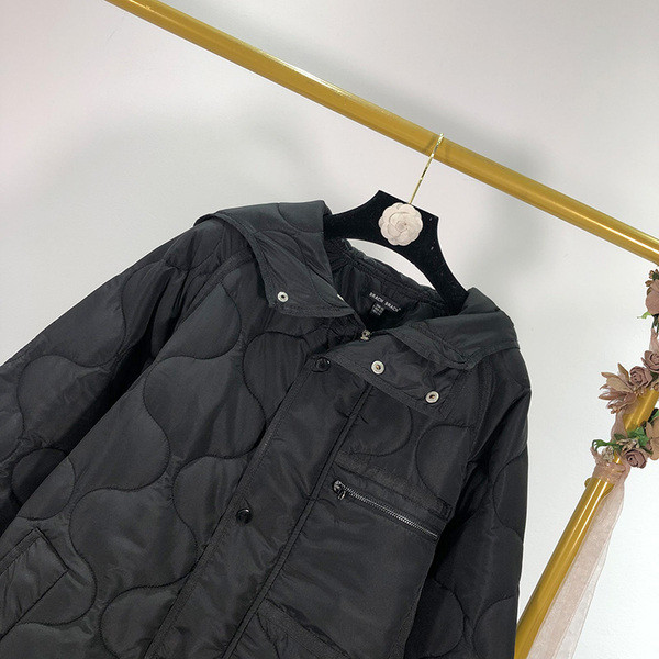 Hosszú női kabát fekete színben gombokkal - széles modell