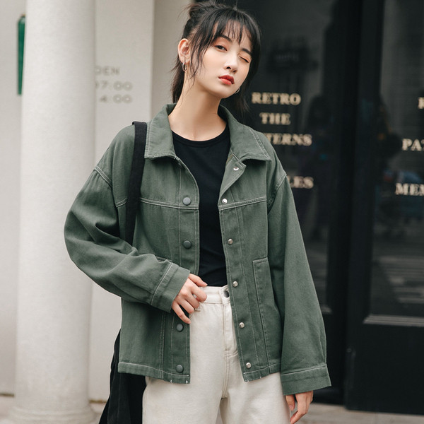 Modern női farmerdzseki zöld és fekete színben