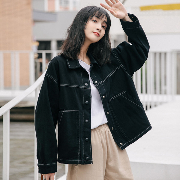 Modern női farmerdzseki zöld és fekete színben