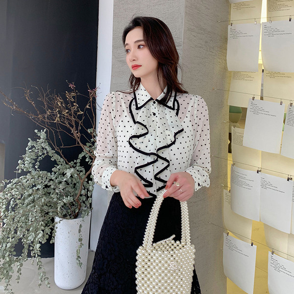 Új modell női ing fehér színben, klasszikus gallérral