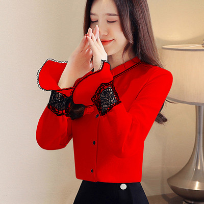 Cămașă de damă actuală în trei culori cu dantelă și mâneci lotus