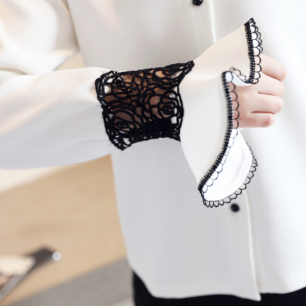 Cămașă de damă actuală în trei culori cu dantelă și mâneci lotus