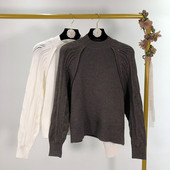 Női alkalmi pulóver fehér és szürke színben