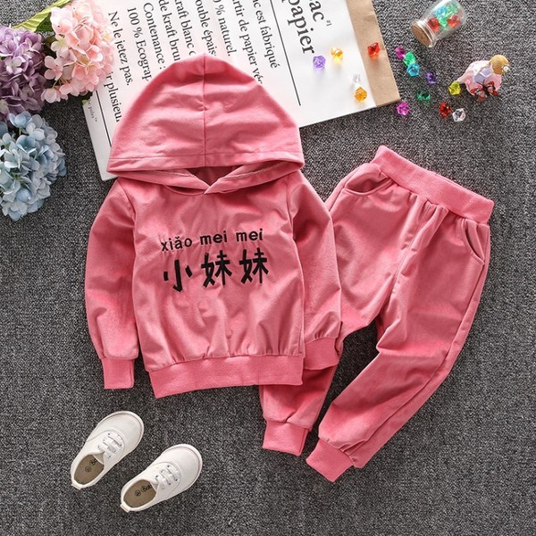 Új modell gyerekszett lányoknak piros, fekete és rózsaszín színben