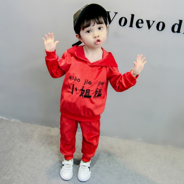 Új modell gyerekszett lányoknak piros, fekete és rózsaszín színben