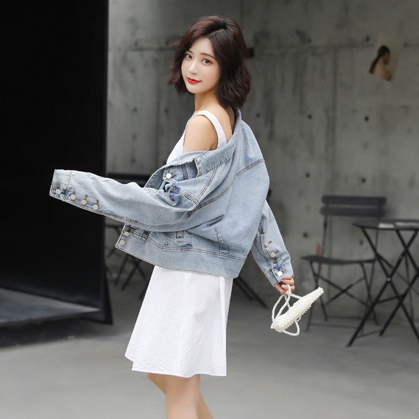 Női farmer rövid kabát kék színben